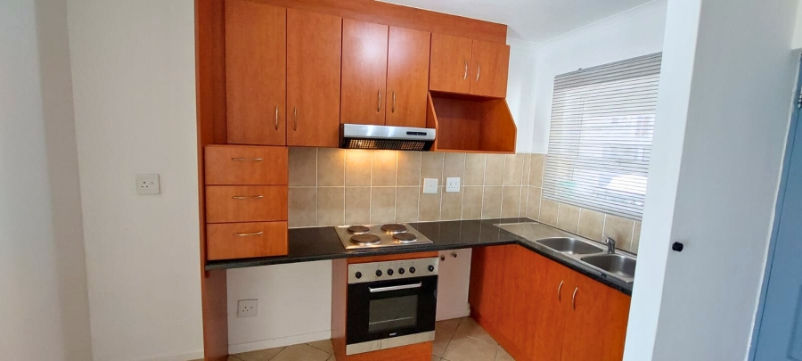 1 Bedroom Property for Sale in Gordons Bay Central Western Cape
